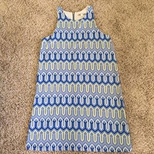 Sleeveless shift dress